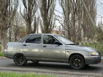 Авто ВАЗ 2110 2005 № 8710941