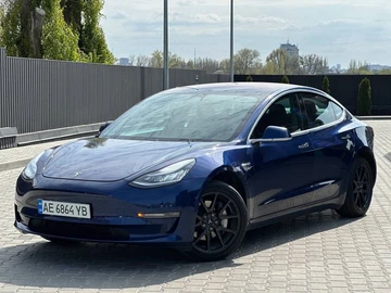 Авто Tesla Model 3 2018 № 8711279
