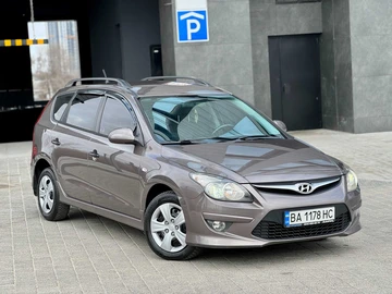 Авто Hyundai I30 2011 № 8711287