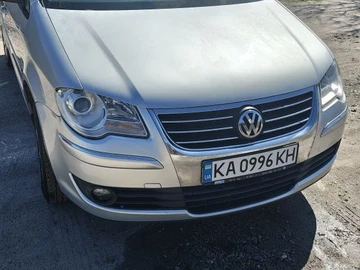 Авто Volkswagen Touran 2007 № 8711305