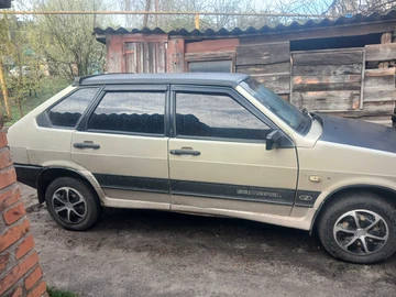 Авто ВАЗ 2109 1988 № 8711311