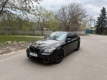 Авто BMW 5 Серия 2003 № 8711404
