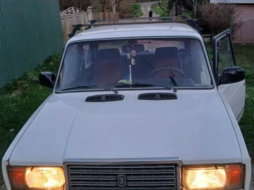 Авто ВАЗ 2107 1995 № 8711412