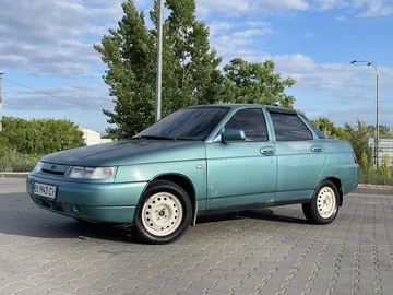 Авто ВАЗ 2110 1999 № 8711473