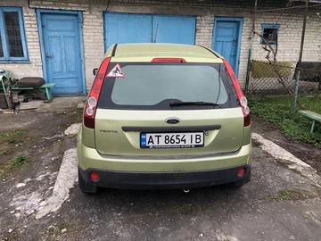 Авто Ford Fiesta 2006 № 8711556