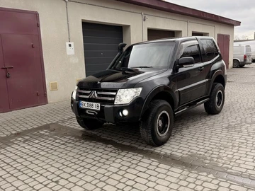 Авто Mitsubishi Pajero 2010 № 8711578