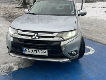 Авто Mitsubishi Outlander 2015 № 8711579