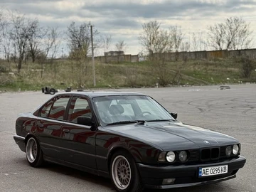 Авто BMW 5 Серия 1992 № 8711737