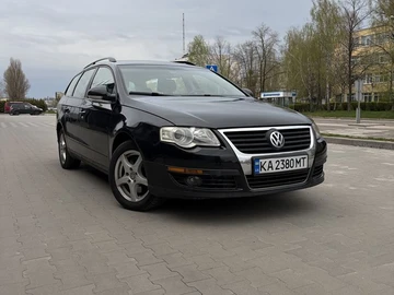 Авто Volkswagen Passat Variant 2005 № 8711784