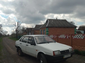 Авто ВАЗ 21099 1999 № 8711785