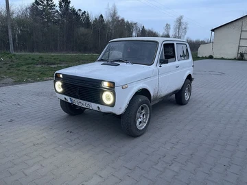 Авто ВАЗ 2121 1988 № 8711813