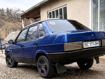 Авто ВАЗ 21099 2002 № 8711929