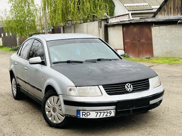 Авто Volkswagen Passat Sedan 2000 № 8711970