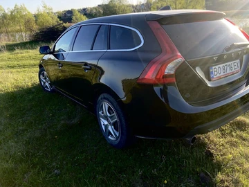 Авто Volvo V60 2011 № 8712015