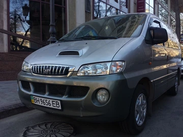 Авто Hyundai H1 Starex  2003 № 8712029