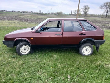 Авто ВАЗ 21093 1995 № 8712182