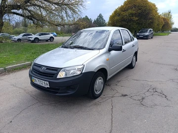 Авто ВАЗ Granta 2012 № 8712198