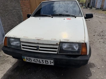 Авто ВАЗ 2109 1992 № 8712267