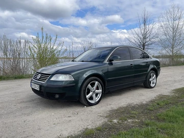 Авто Volkswagen Passat Sedan 2004 № 8712367