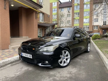 Авто BMW 5 Серия 2004 № 8712684