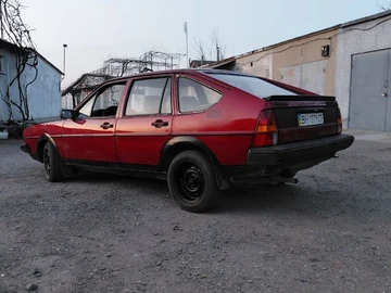 Авто Volkswagen Passat Hatchback 1983 № 8712688