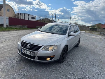 Авто Volkswagen Passat Variant 2010 № 8712745