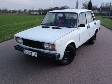 Авто ВАЗ 2105 1982 № 8712760