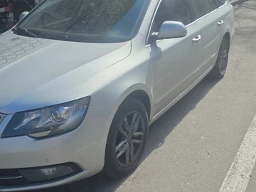 Авто Skoda Superb 2014 № 8712880