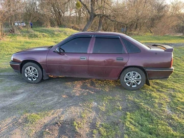 Авто Opel Vectra 1991 № 8713238