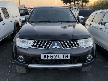 Авто Mitsubishi L 200 2012 № 8713430