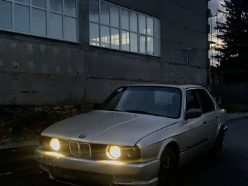 Авто BMW 3 Серия 1982 № 8713451
