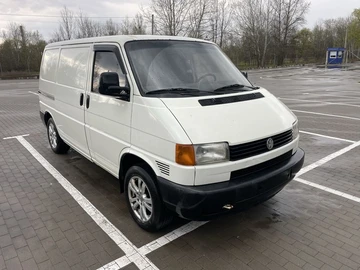Авто Volkswagen Transporter 2000 № 8713472