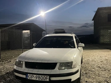 Авто Volkswagen Passat Sedan 2000 № 8713573