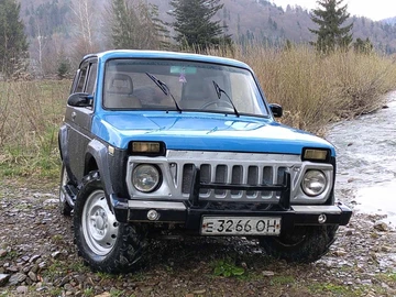 Авто ВАЗ 2121 1991 № 8713639