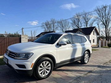 Авто Volkswagen Tiguan 2019 № 8713643
