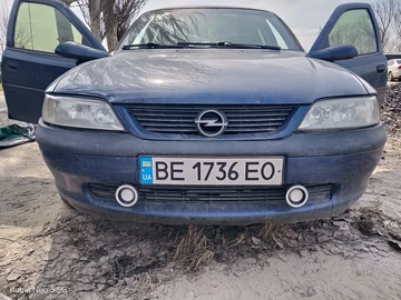 Авто Opel Vectra 1998 № 8713657