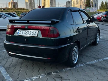 Авто SEAT Cordoba 1994 № 8713903