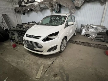 Авто Ford C-Max 2013 № 8713955