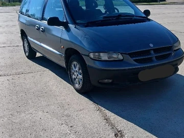 Авто Chrysler Voyager 2000 № 8714023