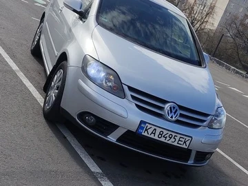 Авто Volkswagen Golf Plus 2005 № 8714064