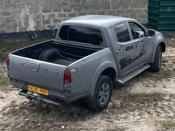 Авто Mitsubishi L 200 2008 № 8714191