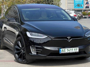 Авто Tesla Model X 2018 № 8714203