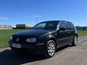 Авто Volkswagen Golf 1999 № 8714339