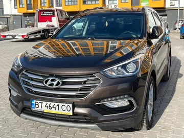 Авто Hyundai Santa Fe 2017 № 8714374