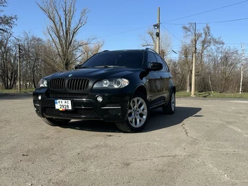 Авто BMW X5 2010 № 8714429