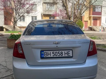 Авто Chevrolet Lacetti 2005 № 8714444
