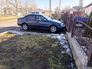 Авто Toyota Avensis 2003 № 8714461