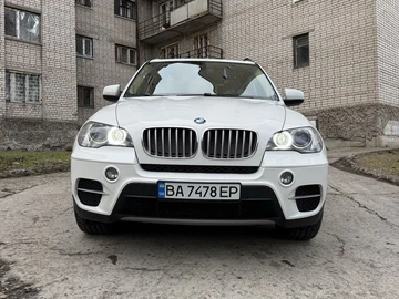 Авто BMW X5 2010 № 8714462