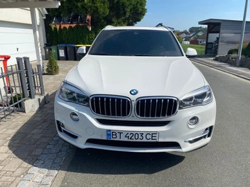 Авто BMW X5 2018 № 8714646