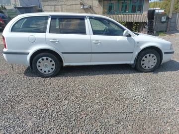 Авто Skoda Octavia 2004 № 8714662